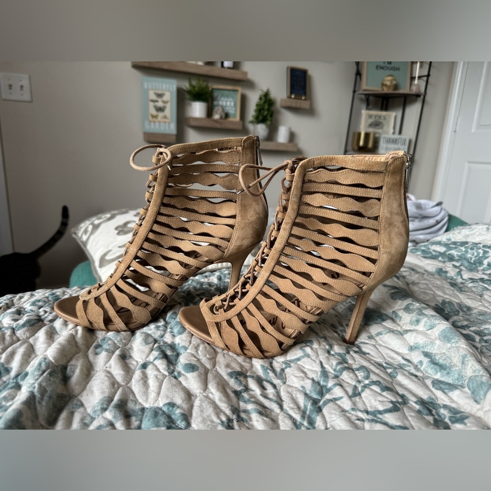 Sam Edelman Amelia Ghillie caged lace up heels, size 10